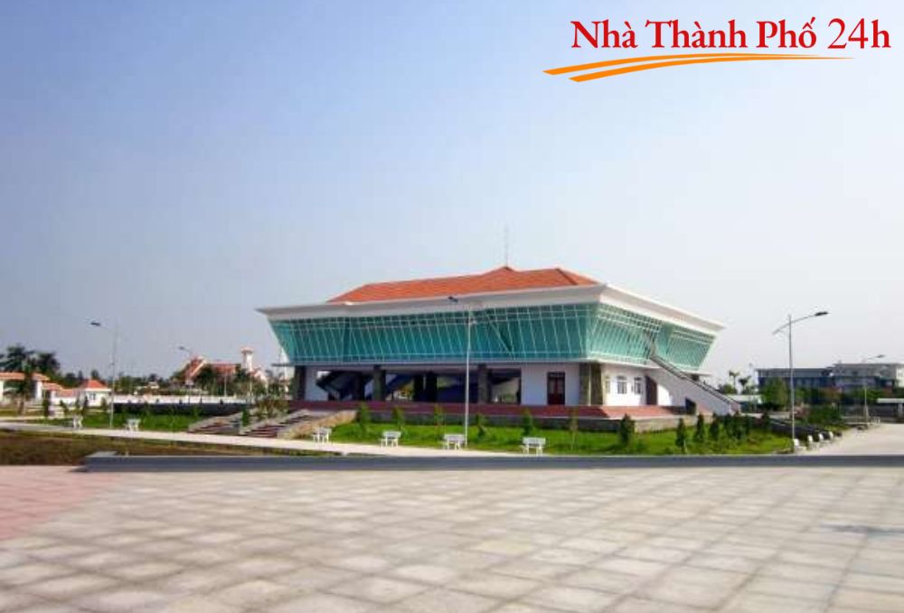 Tuyển dụng Hậu Giang (4)